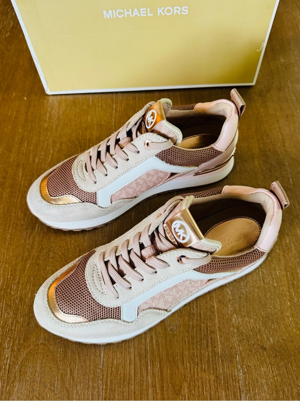 Women’s Michael Kors Wilma Trainers Suede Soft Pink - Picture 6 of 8